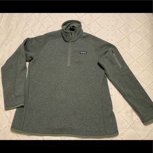 XL Green Patagonia quarter zip - like new!!